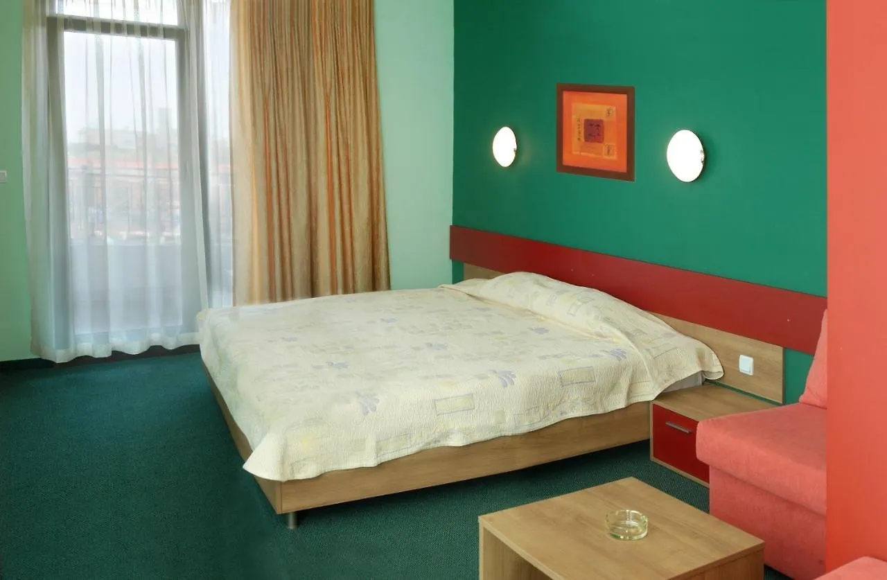 Kiparisite Hotel Sunny Beach 4*,